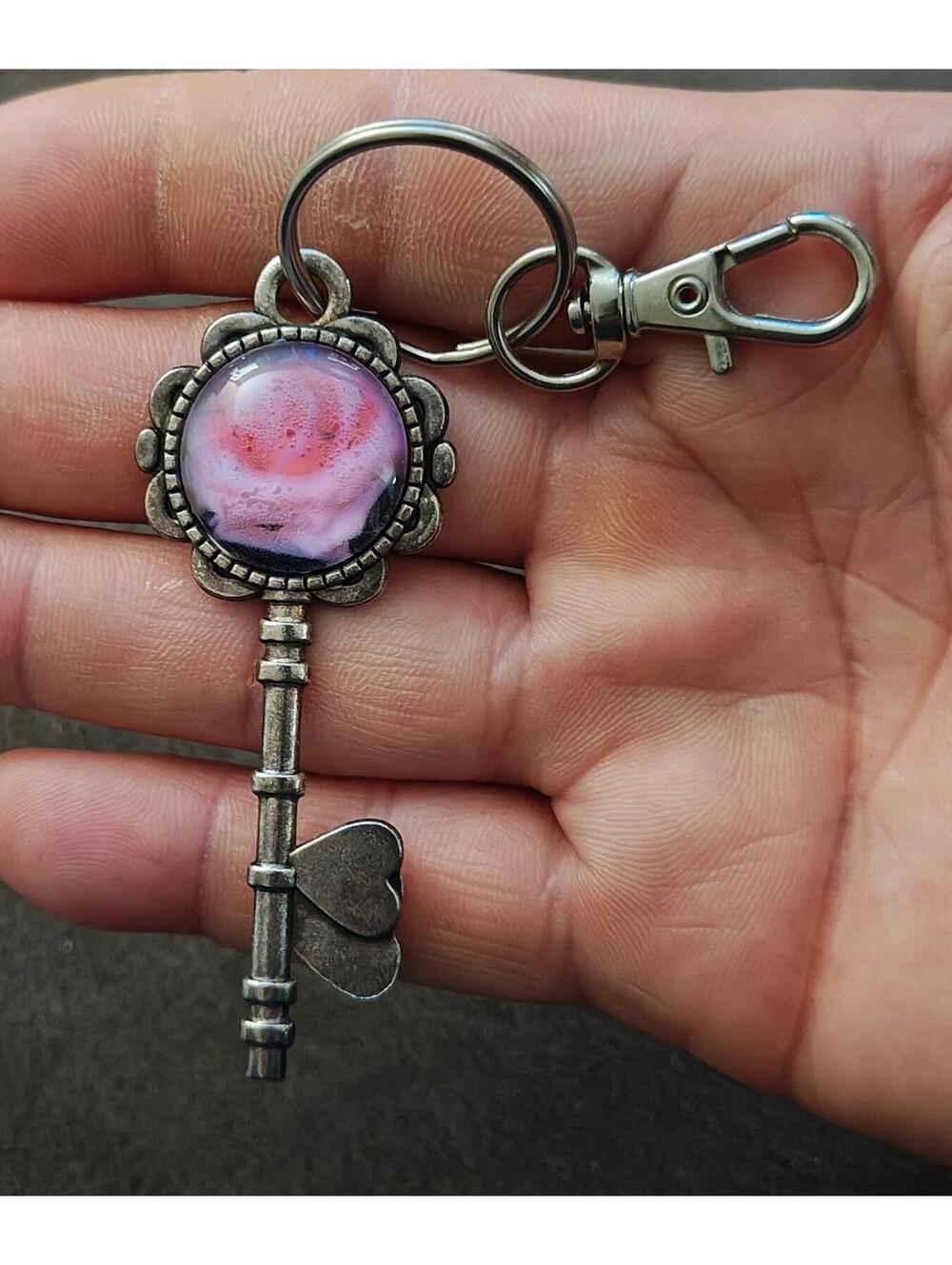 Vintage Style Skeleton Key Keychain With a Pink and White Rose Cabochon Pendant